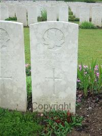 Etaples Military Cemetery - Conway, George Emery